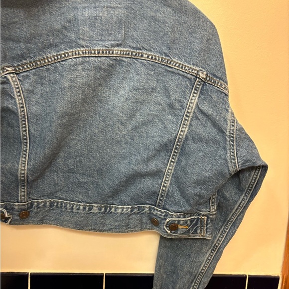 Cropped Levi jacket - Picture 3 of 4